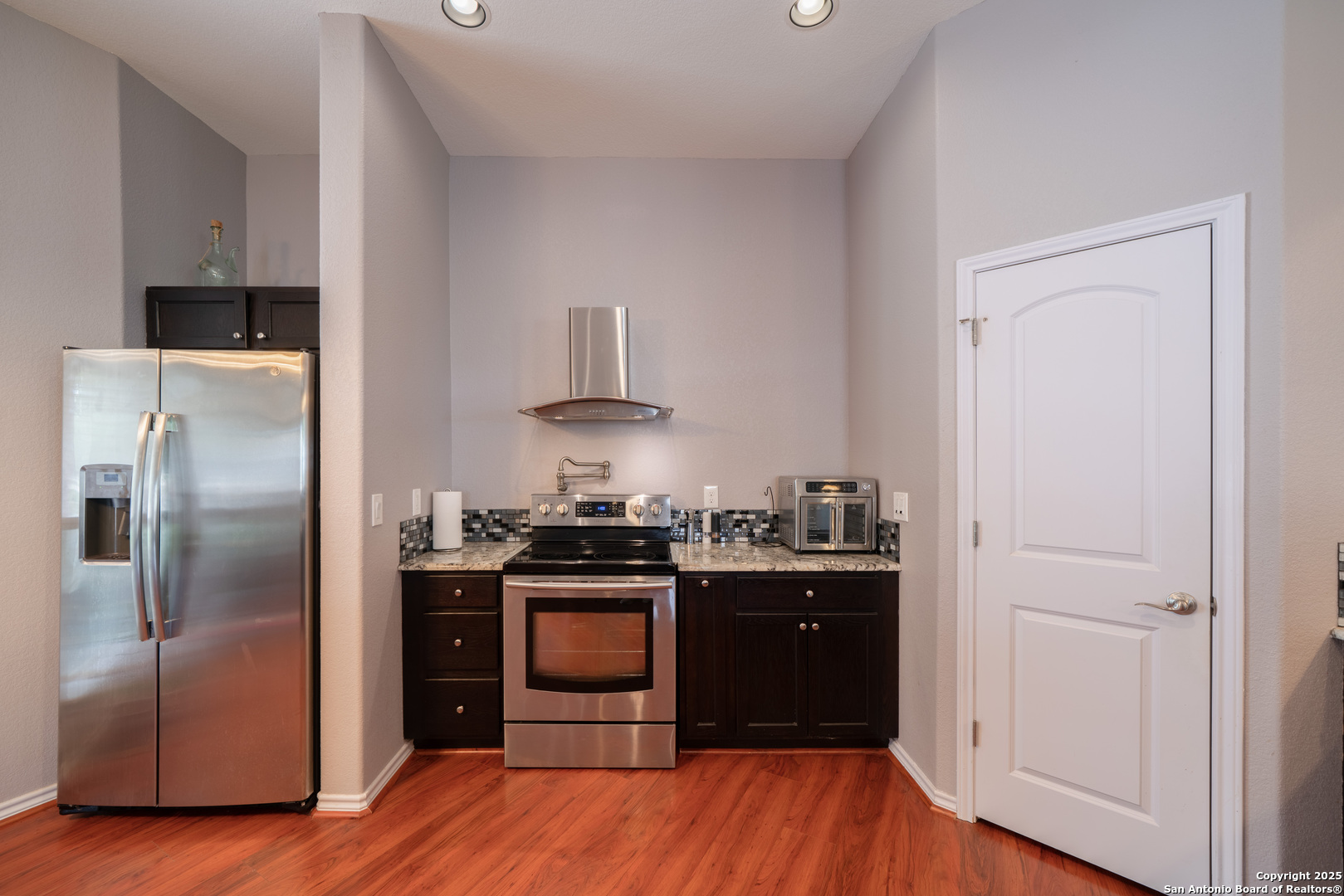 120 County Road 6867 Natalia TX 78059