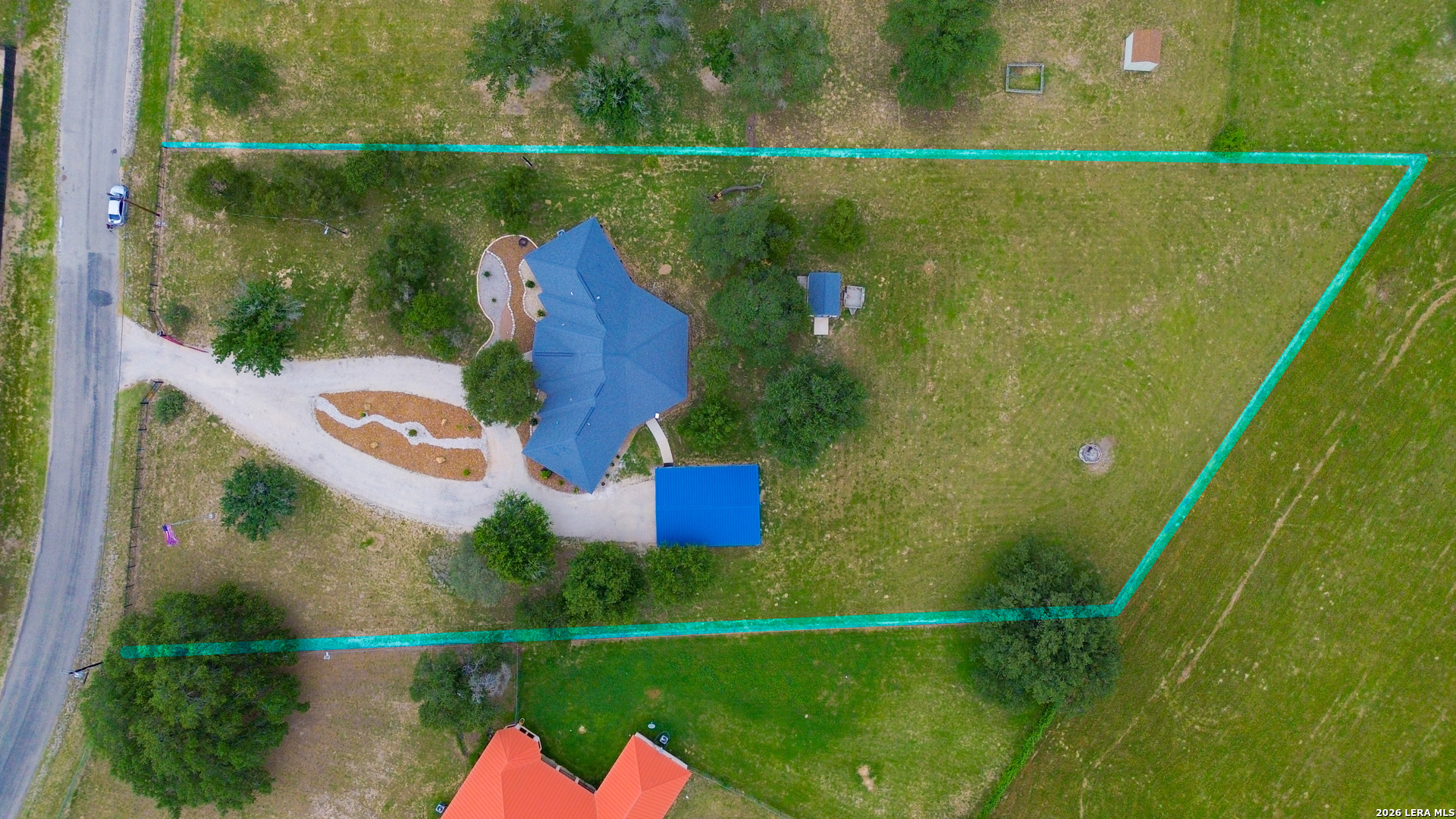 120 County Road 6867 Natalia TX 78059