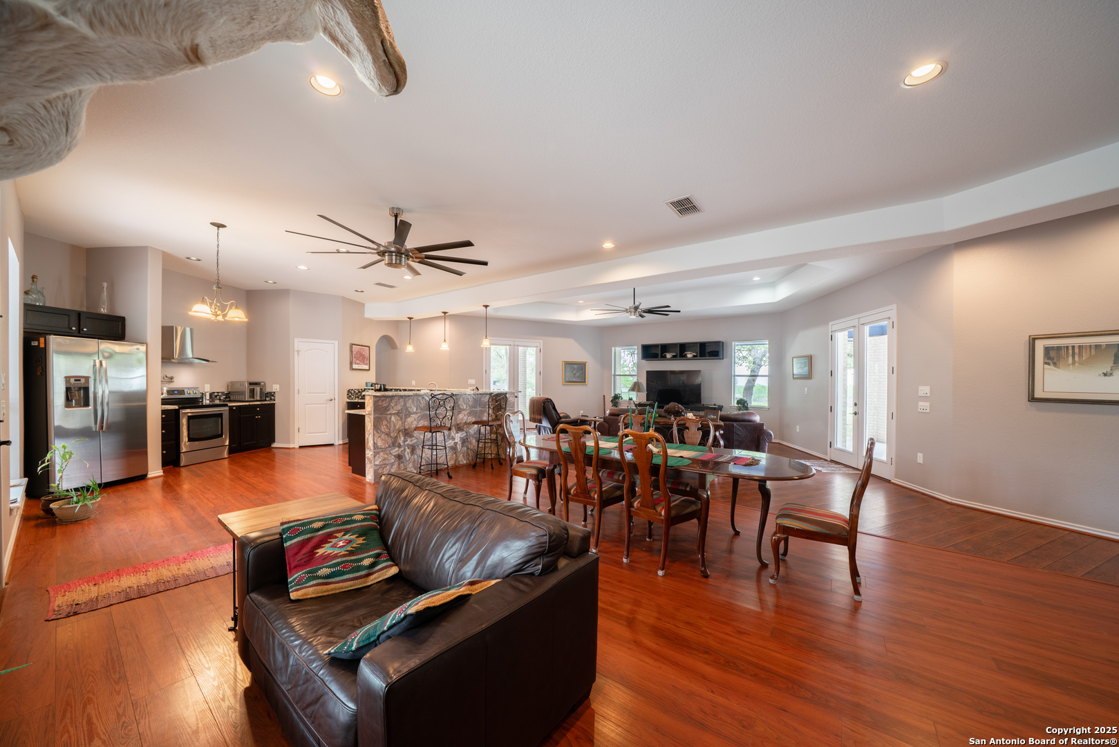 120 County Road 6867 Natalia TX 78059