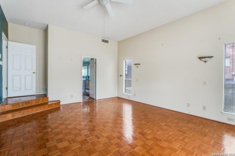 3915 Creek Point San Antonio TX 78230