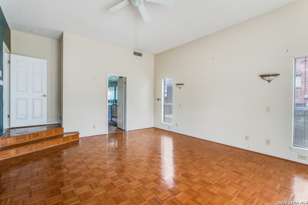 3915 Creek Point San Antonio TX 78230