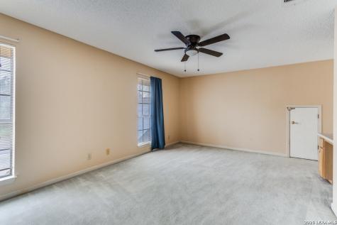 3915 Creek Point San Antonio TX 78230