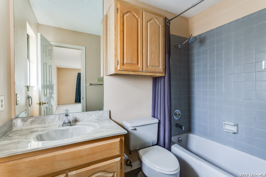 3915 Creek Point San Antonio TX 78230