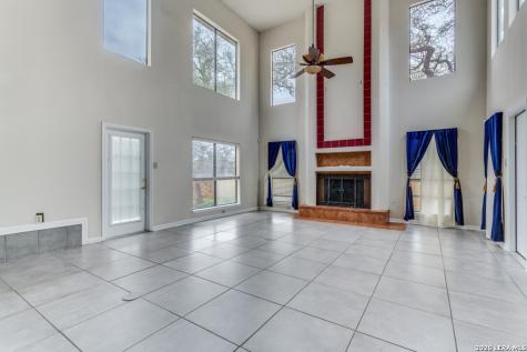 3915 Creek Point San Antonio TX 78230