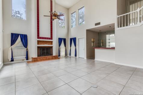 3915 Creek Point San Antonio TX 78230