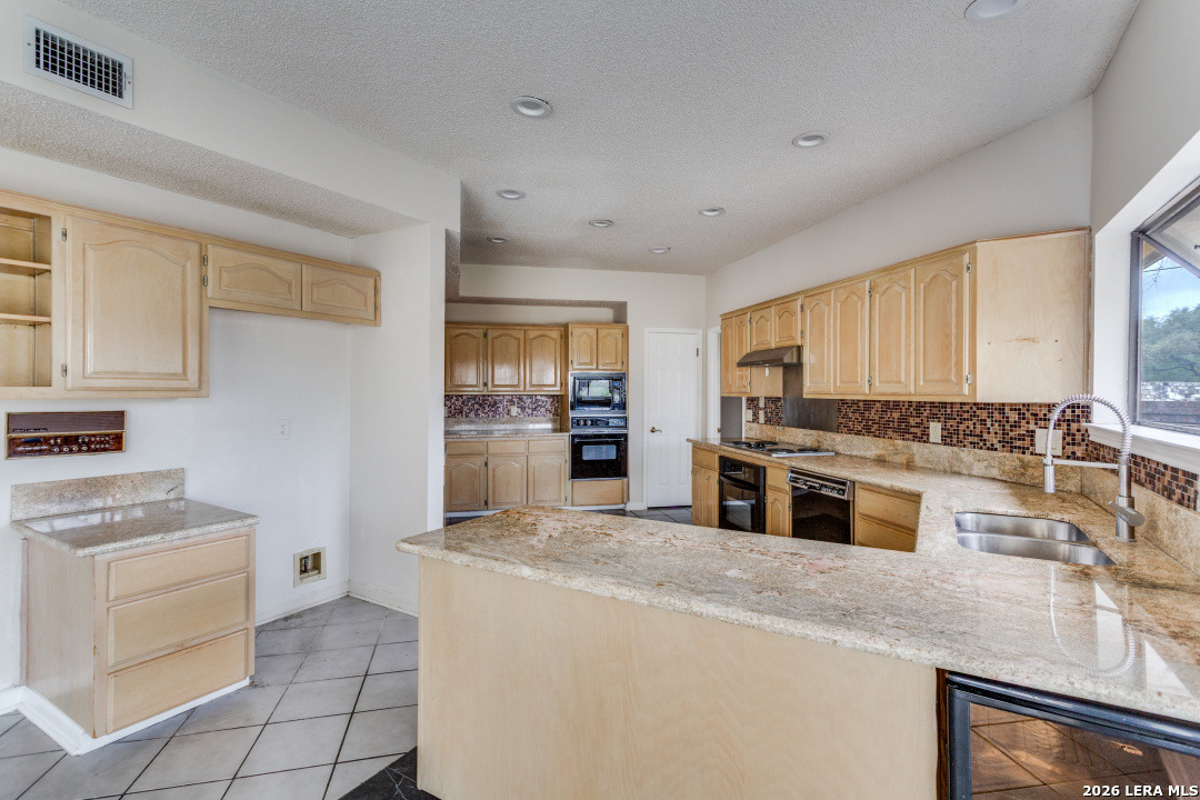 3915 Creek Point San Antonio TX 78230