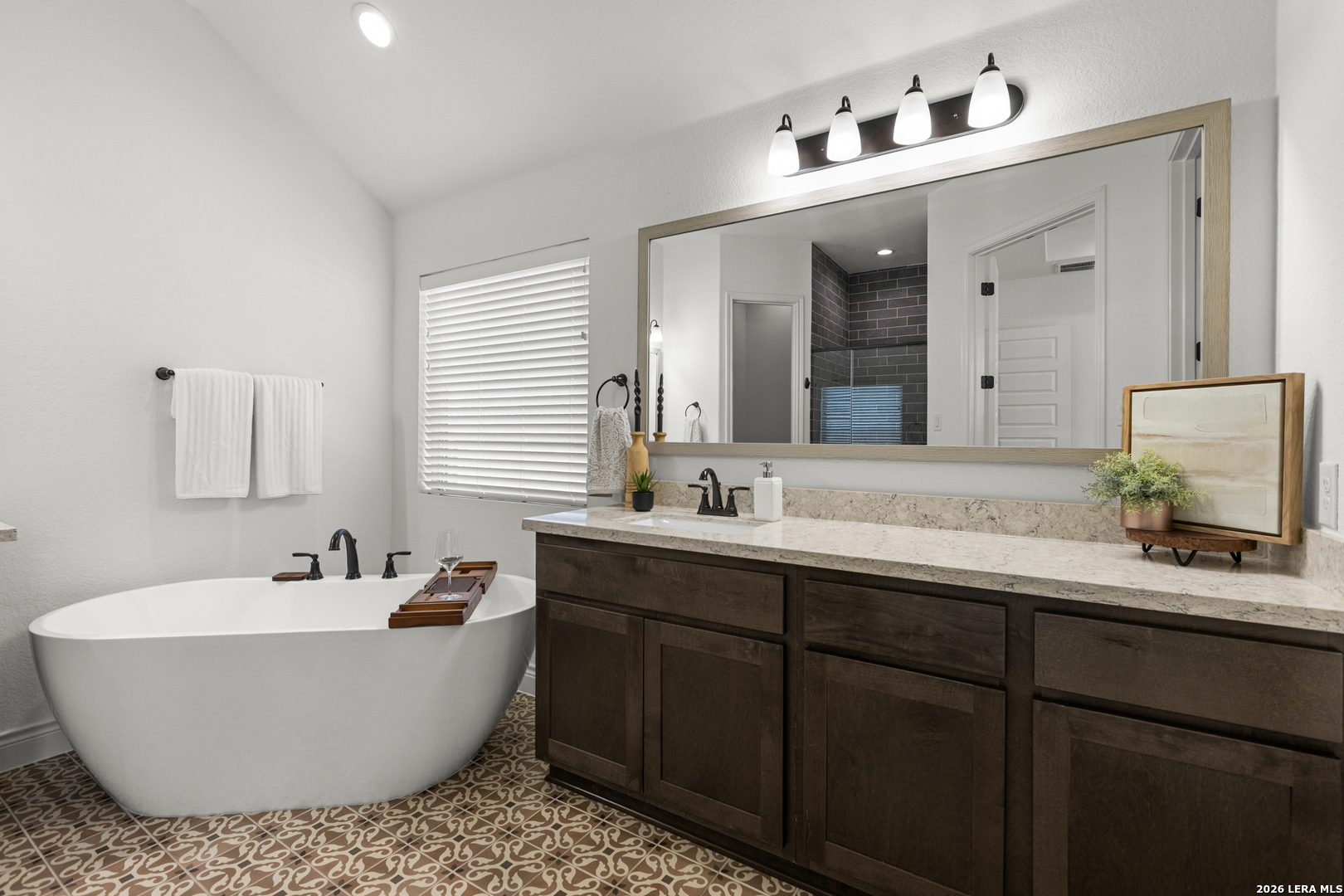 9015 Raven Pointe San Antonio TX 78255