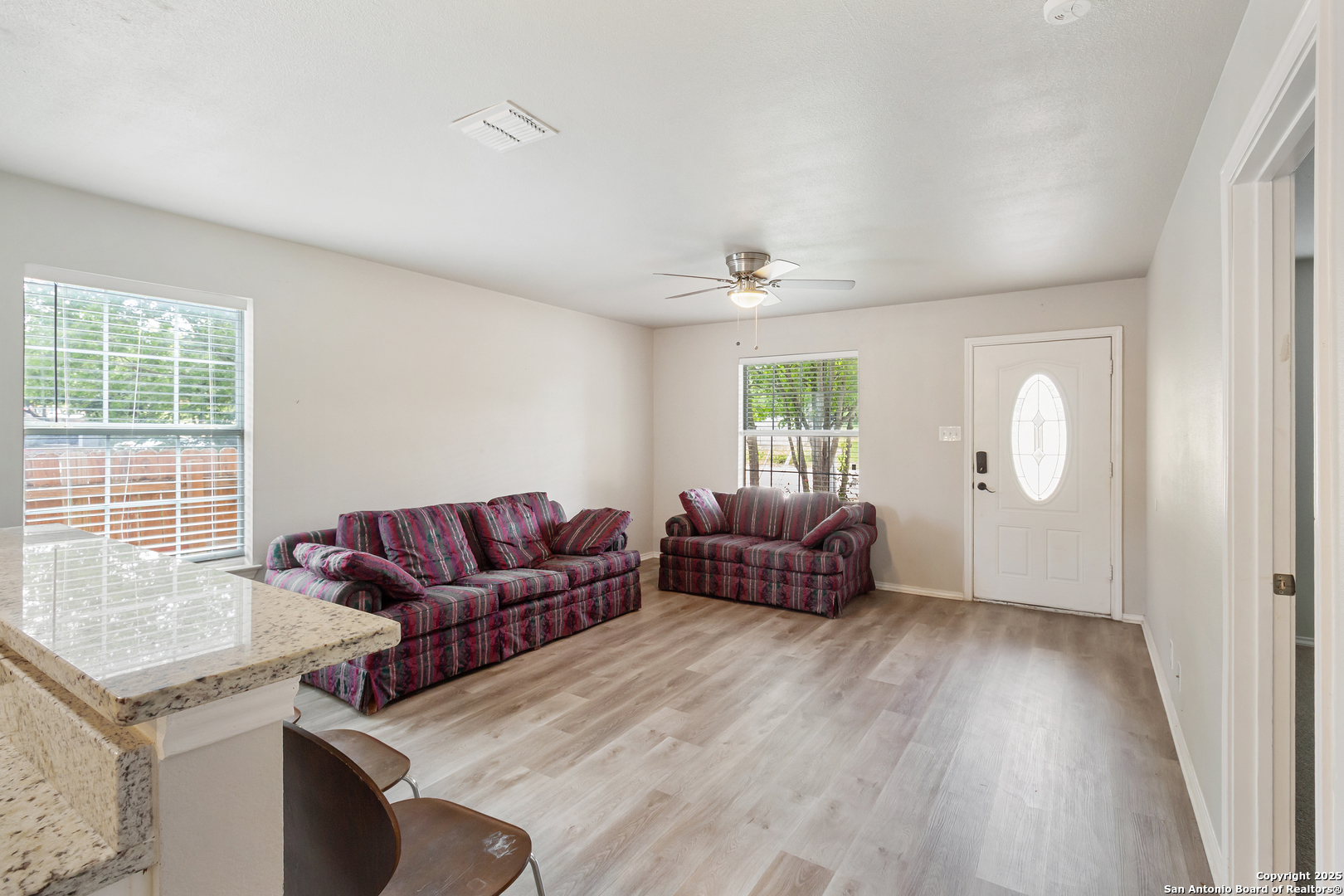 210 E Broadview San Antonio TX 78228