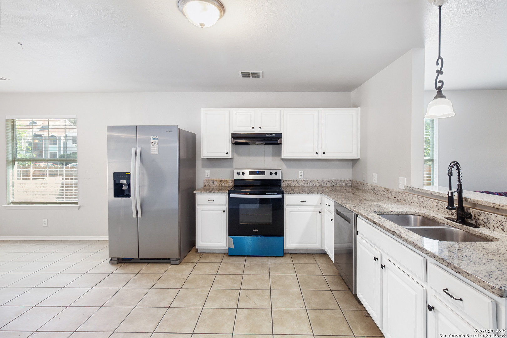 210 E Broadview San Antonio TX 78228