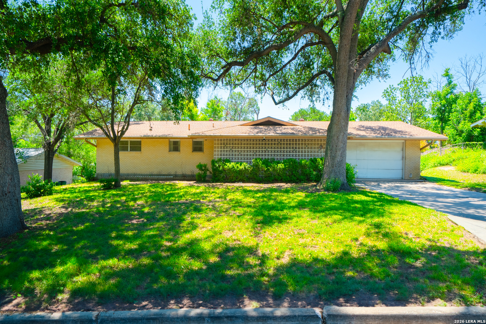6614 Moss Oak San Antonio TX 78229