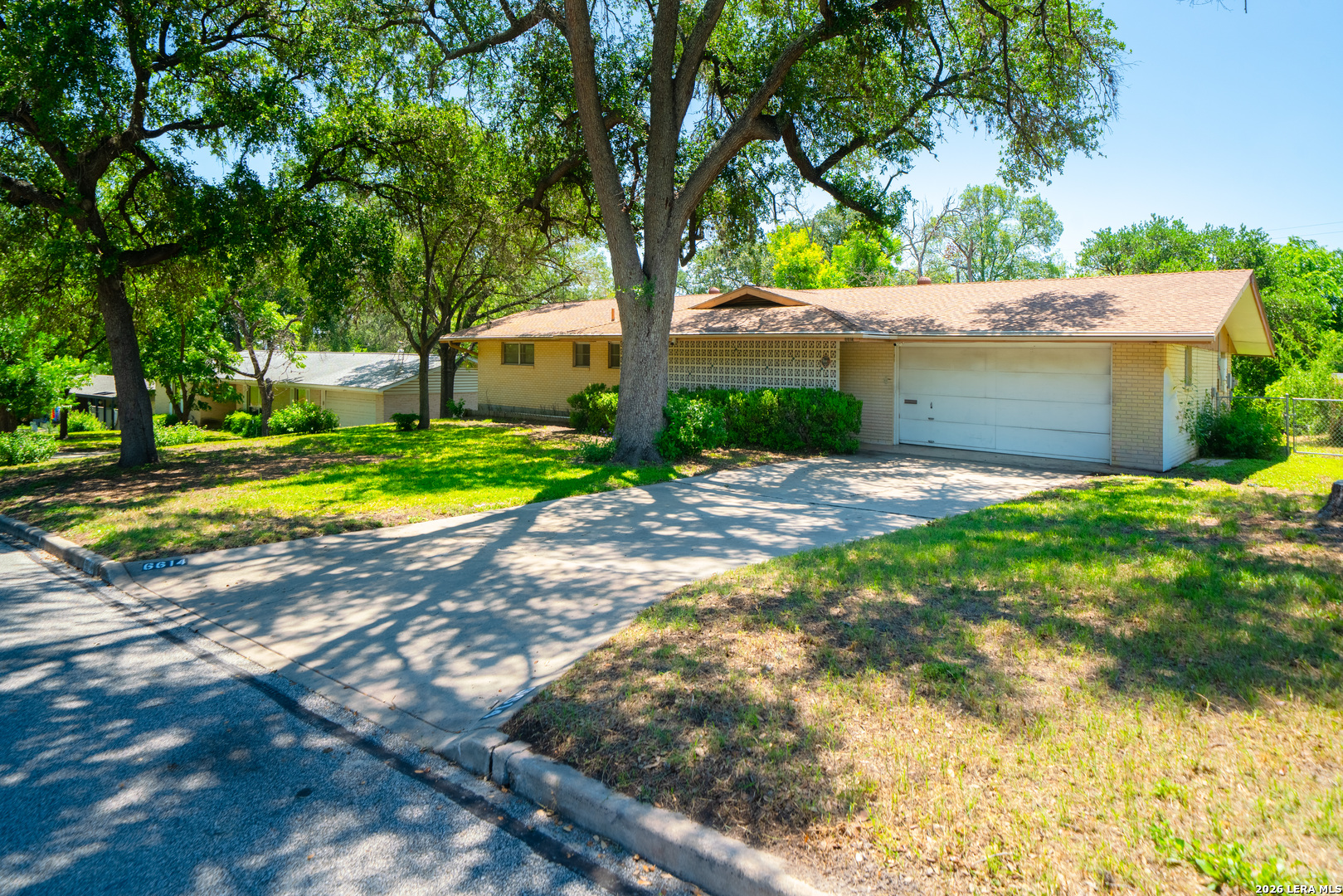 6614 Moss Oak San Antonio TX 78229