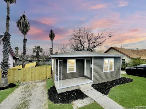 522 W Ridgewood Court San Antonio TX 78212