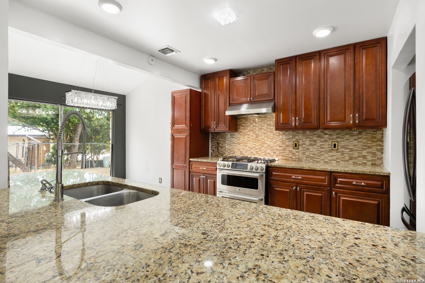 8218 Dawnwood Drive San Antonio TX 78250