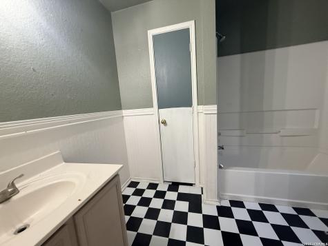 91 Booker Palm San Antonio TX 78239