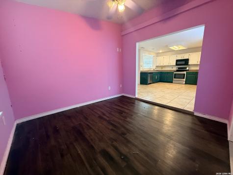 91 Booker Palm San Antonio TX 78239