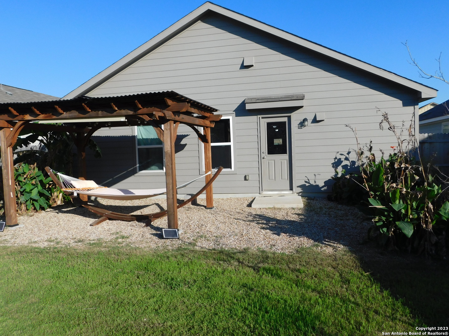 5927 Sunshine Summit Converse TX 78109