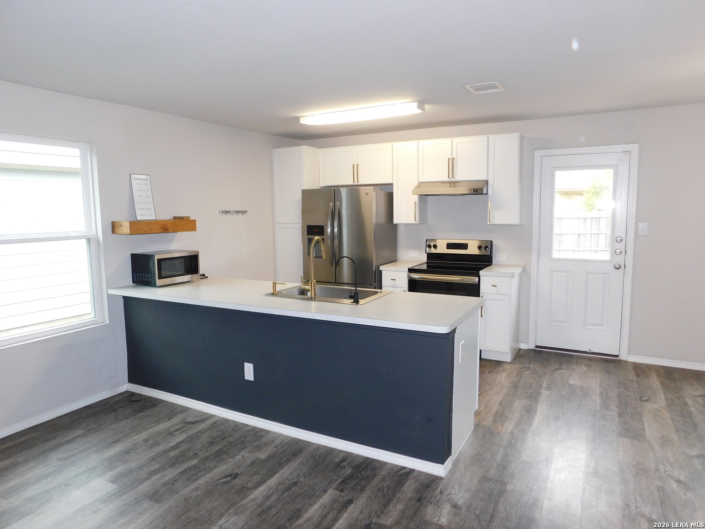 5927 Sunshine Summit Converse TX 78109