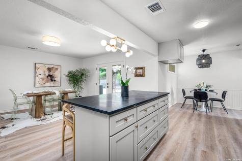 1307 Malibu Drive Kerrville TX 78028