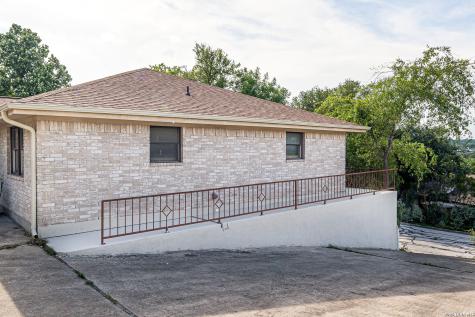1307 Malibu Drive Kerrville TX 78028