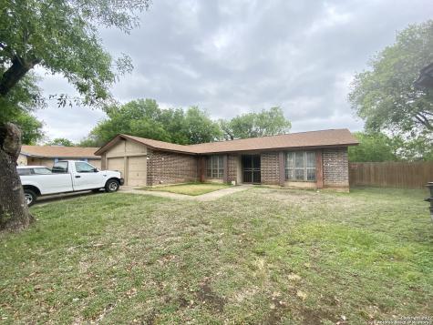 6630 Robin Forest San Antonio TX 78239