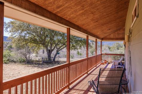 2925 County Road 361 Utopia TX 78884