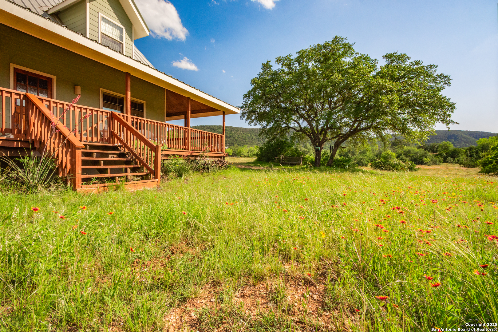 2925 County Road 361 Utopia TX 78884