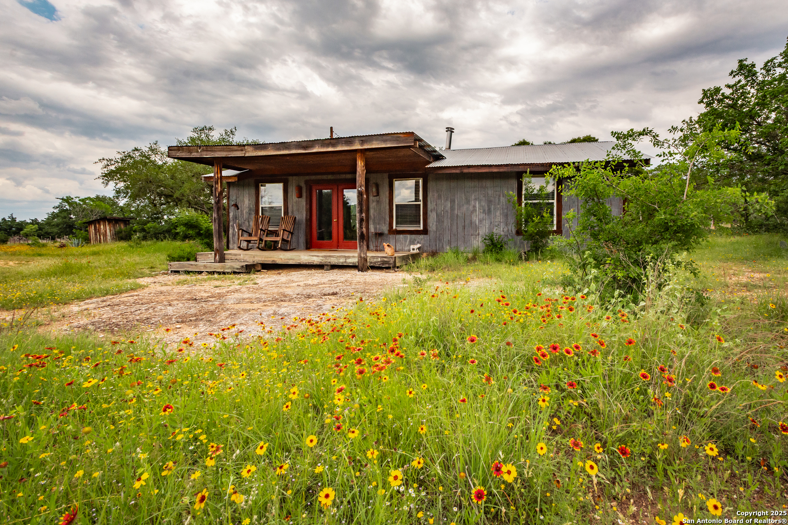 2925 County Road 361 Utopia TX 78884