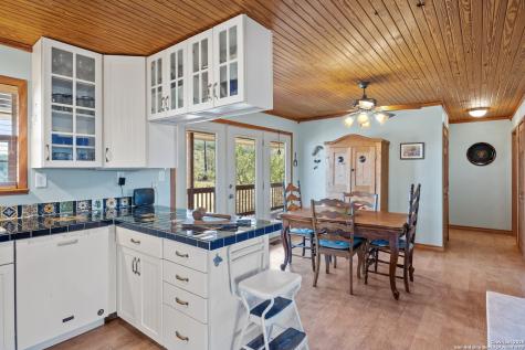 2925 County Road 361 Utopia TX 78884