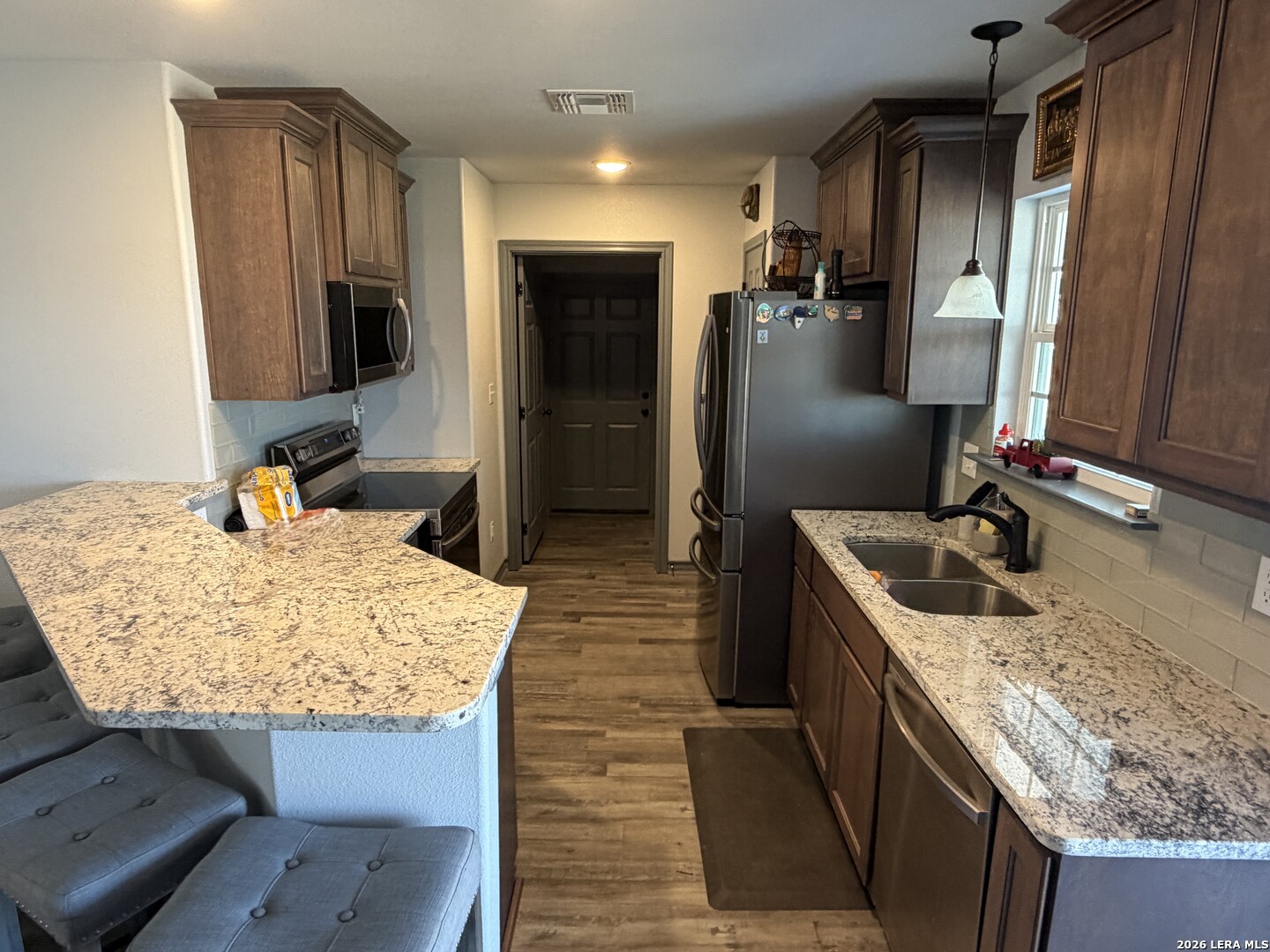 100 Lakeview Three Rivers TX 78071
