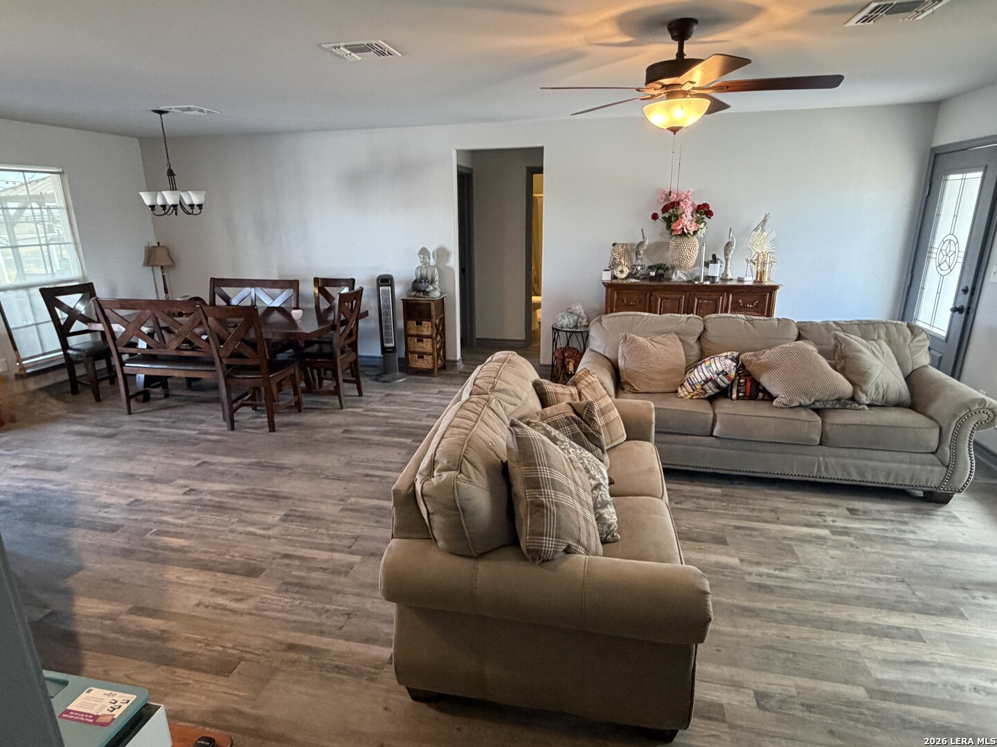 100 Lakeview Three Rivers TX 78071