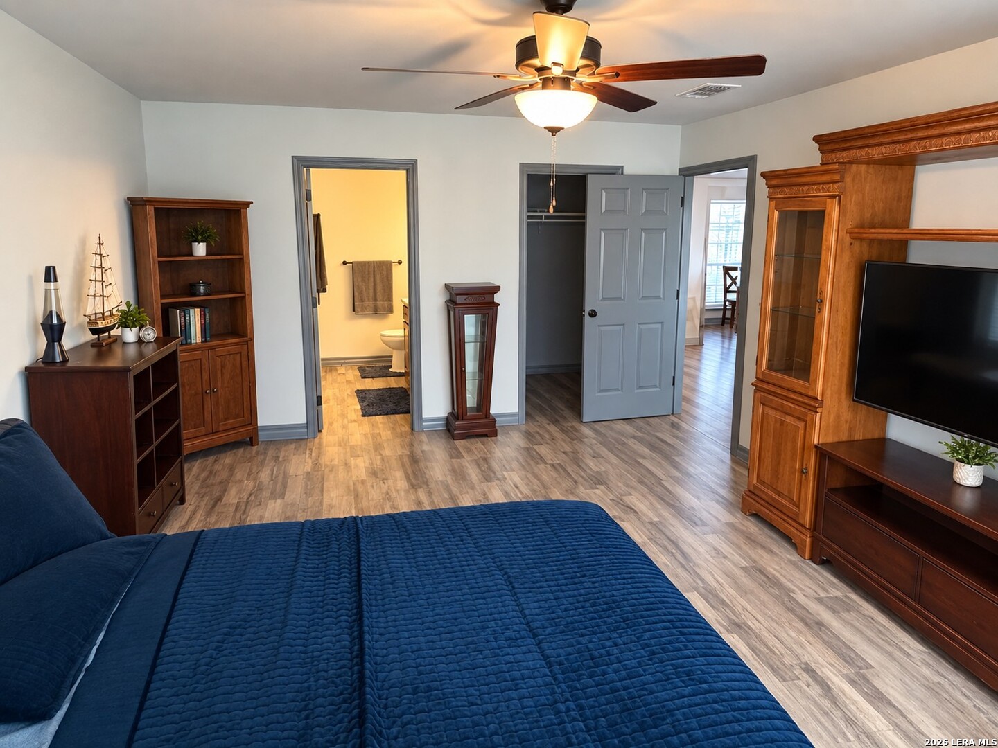 100 Lakeview Three Rivers TX 78071