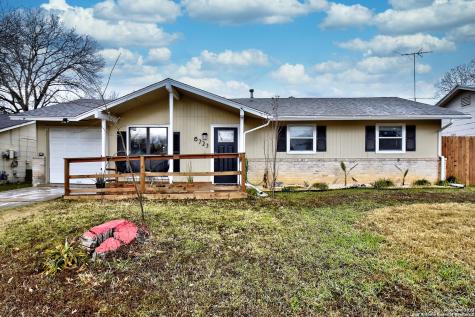 6727 Spring Lark Street San Antonio TX 78249