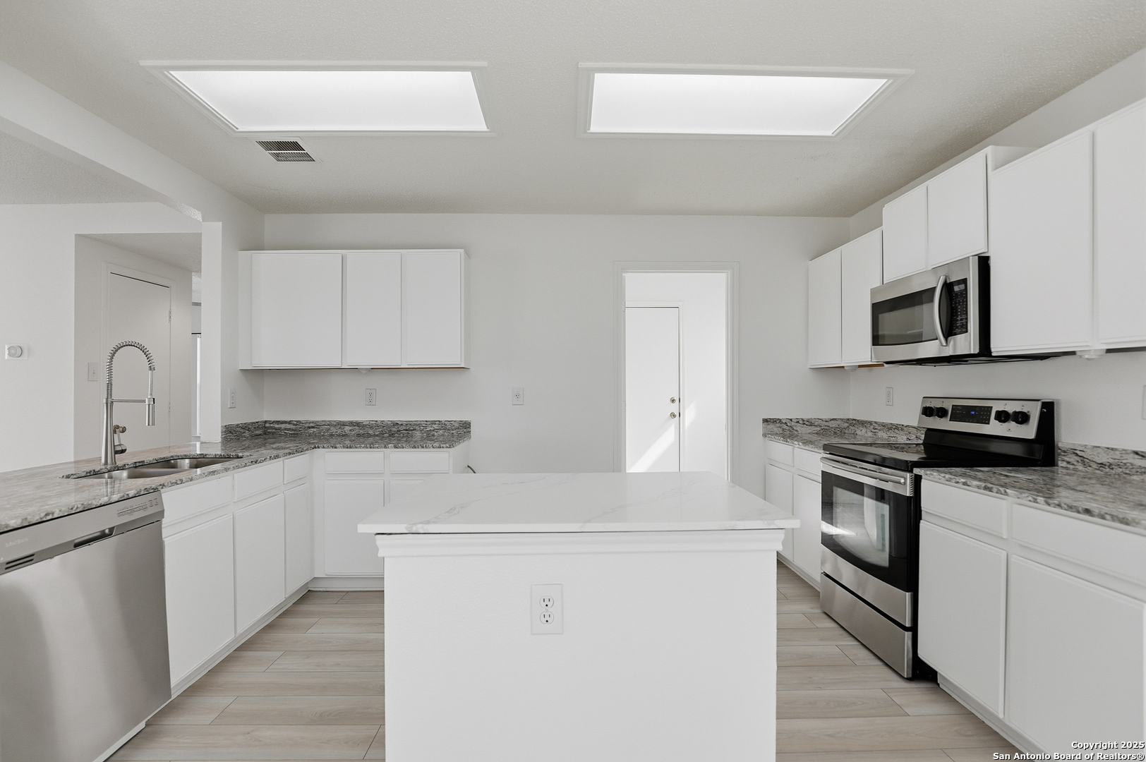 435 Territory Oak San Antonio TX 78253