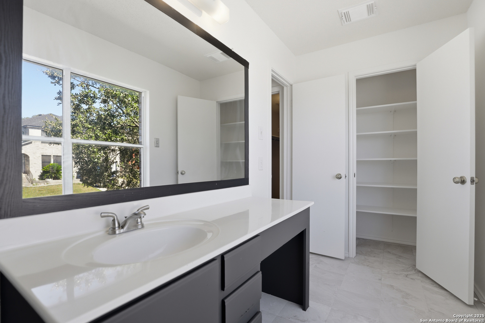 435 Territory Oak San Antonio TX 78253