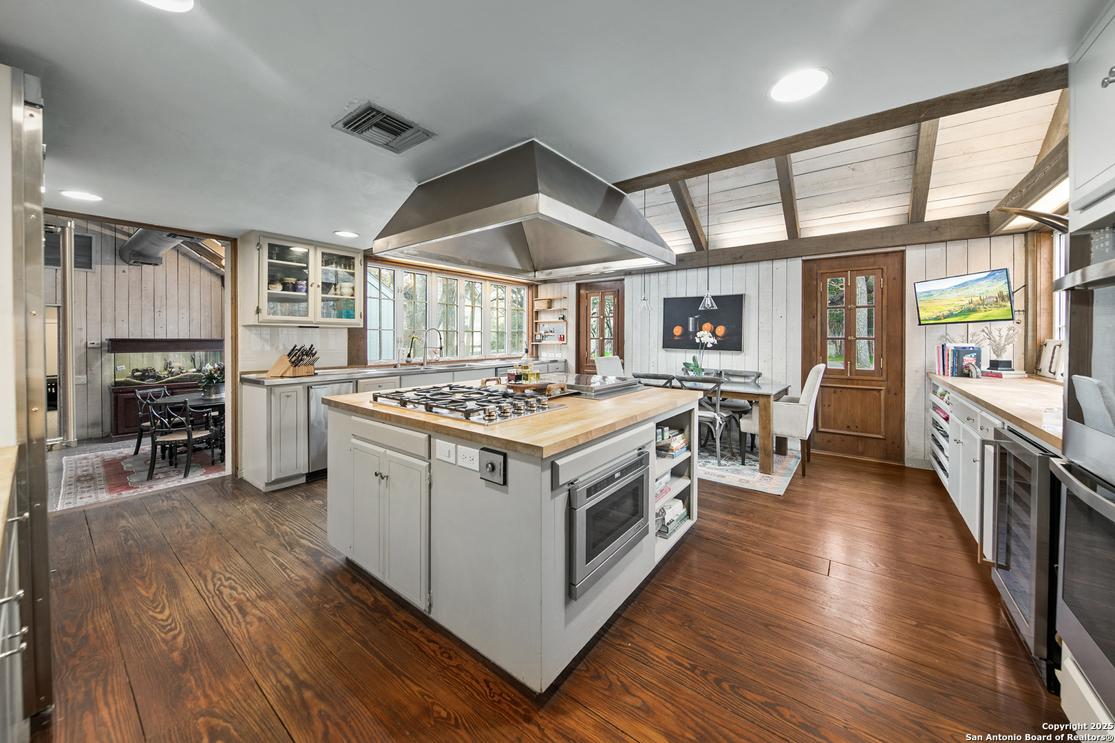 200 Country Lane Drive San Antonio TX 78209