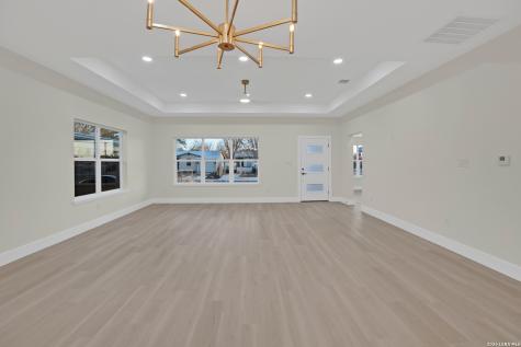 255 Venice San Antonio TX 78201