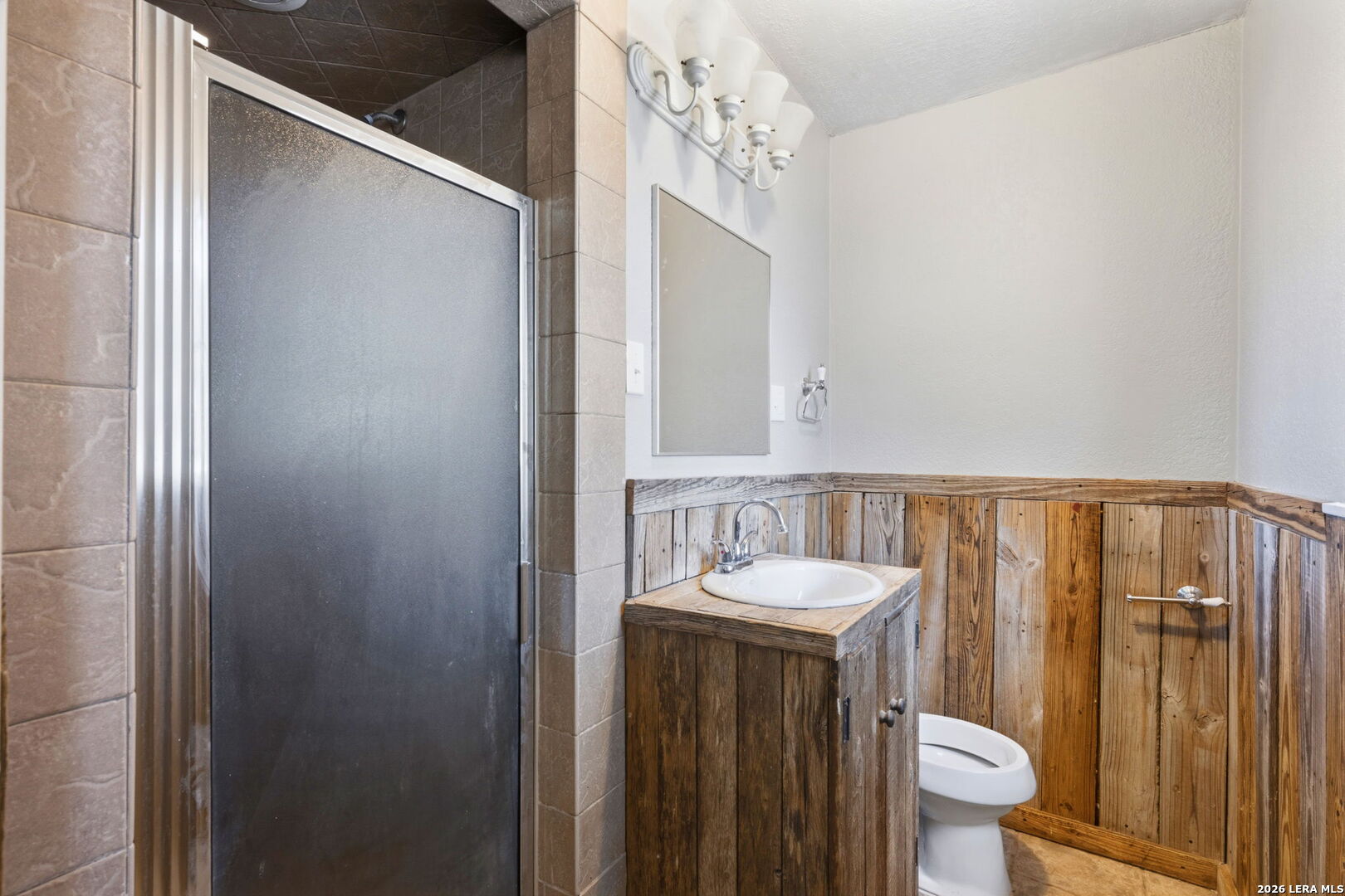 208 S State Highway 16 Jourdanton TX 78026