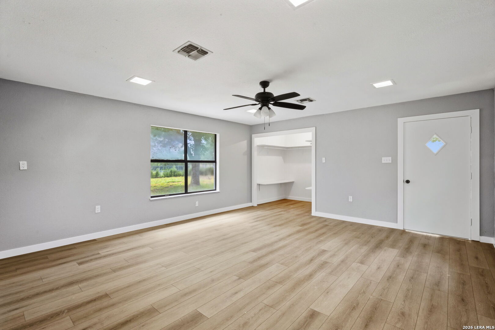 208 S State Highway 16 Jourdanton TX 78026
