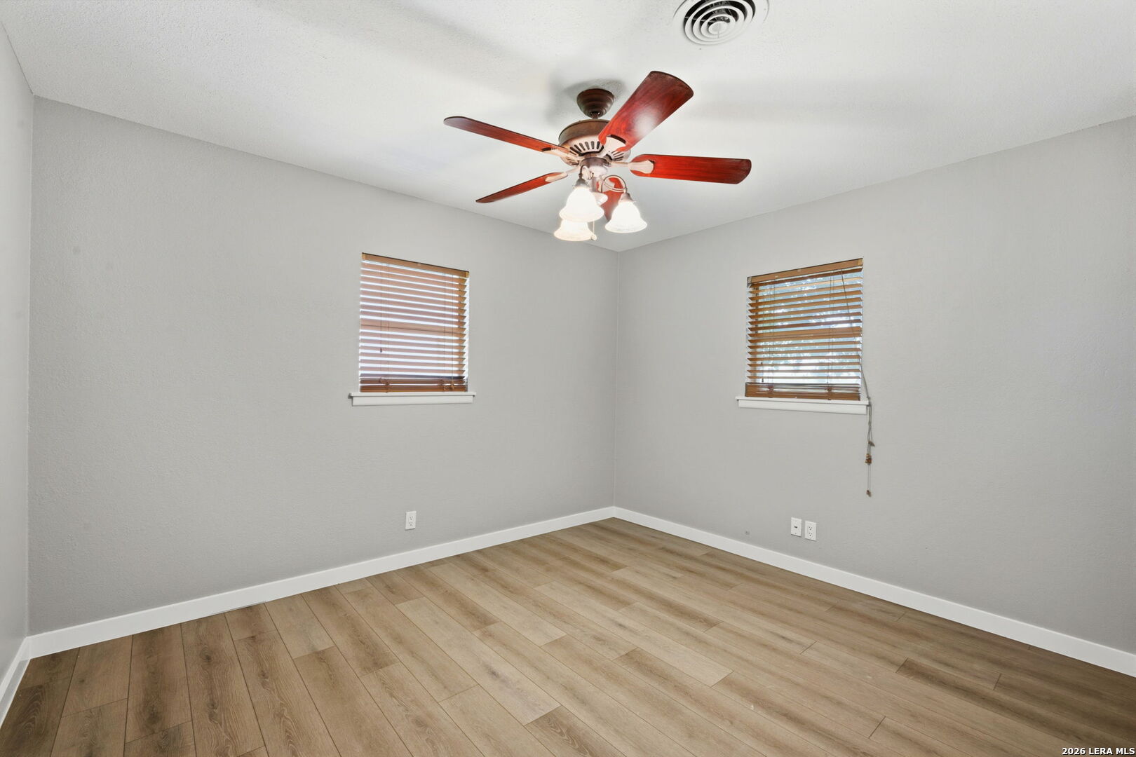 208 S State Highway 16 Jourdanton TX 78026