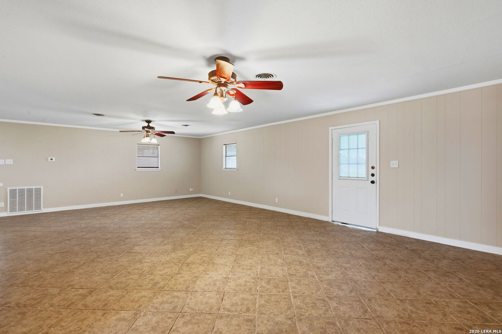208 S State Highway 16 Jourdanton TX 78026