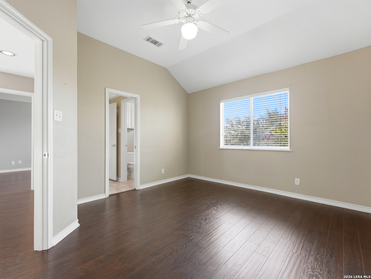 33 Greens Cliff San Antonio TX 78216