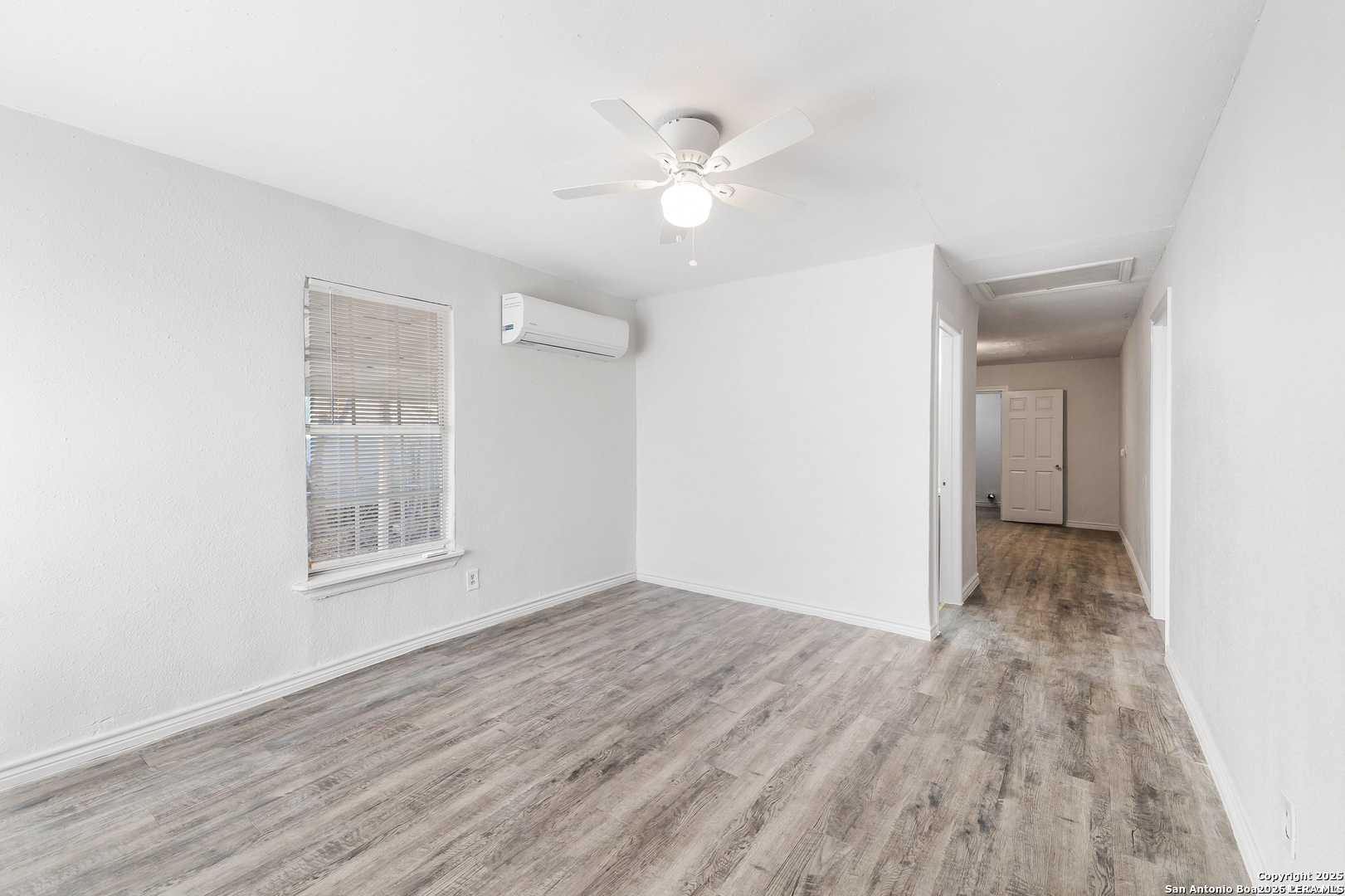 433 Azucena Street San Antonio TX 78237