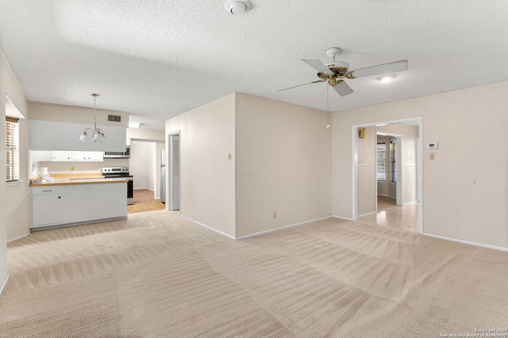 3106 John Glenn San Antonio TX 78217