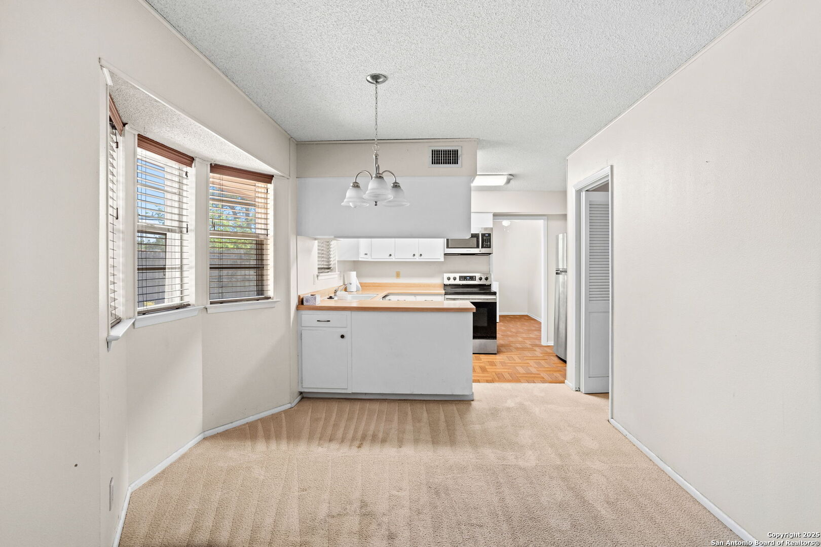 3106 John Glenn San Antonio TX 78217