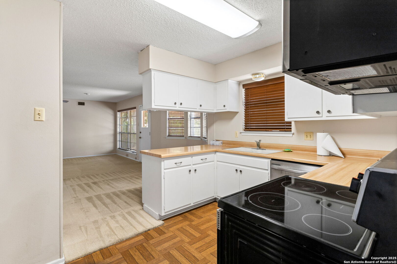 3106 John Glenn San Antonio TX 78217