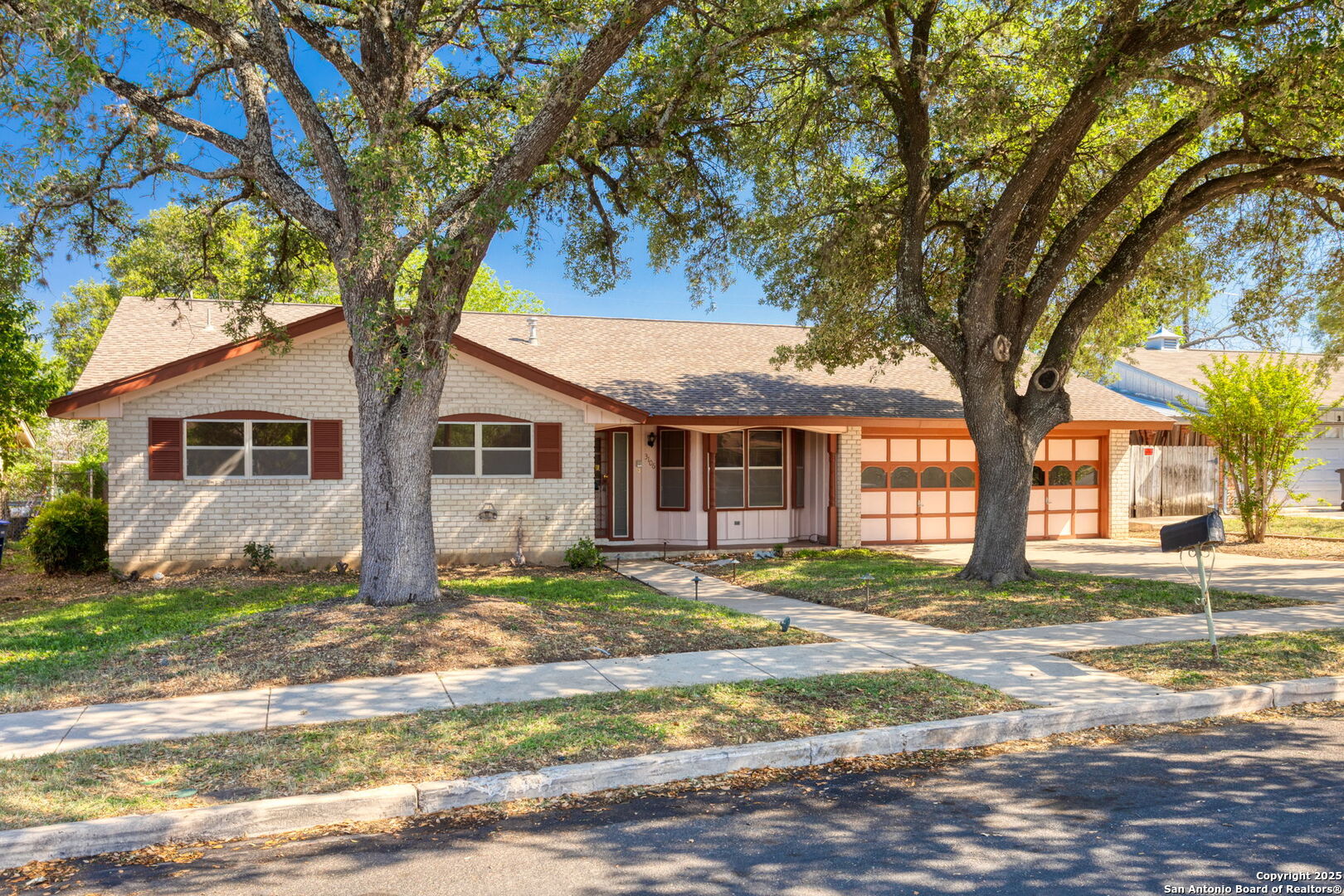 3106 John Glenn San Antonio TX 78217