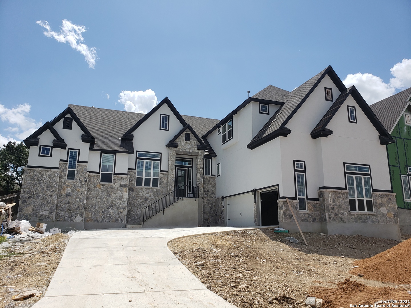 323 Englewood Lane Castroville TX 78009