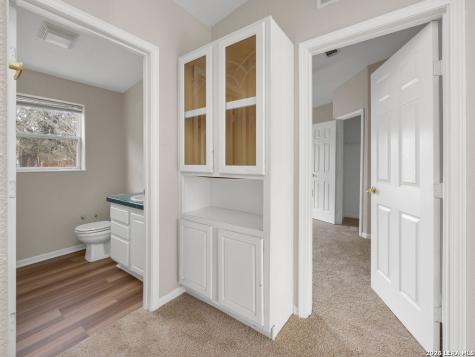 3938 Cannon Wood Elmendorf TX 78112