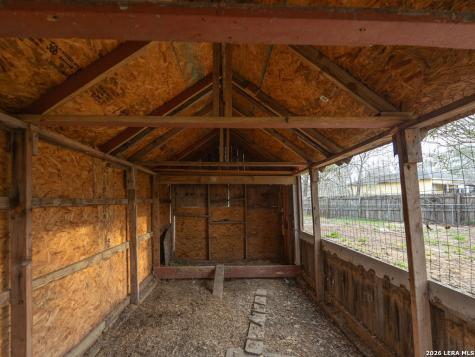 3938 Cannon Wood Elmendorf TX 78112