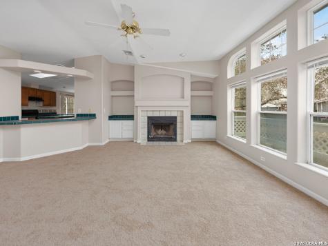 3938 Cannon Wood Elmendorf TX 78112